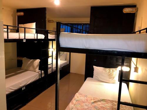 Albergue 19 Happy House Backpacker