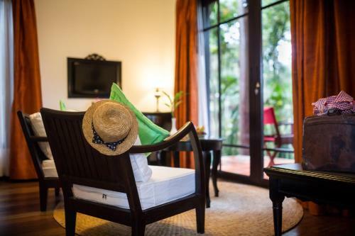 Hotel Angkor Village Suites