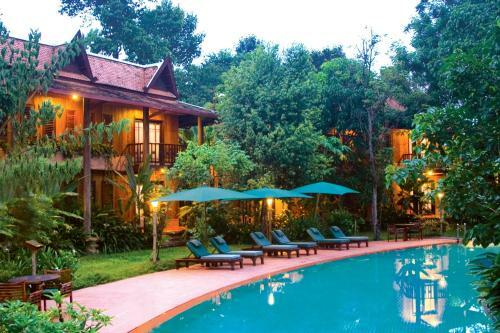 Hotel Angkor Village Suites