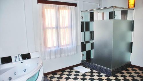 Hotel La Rivi�re D' Angkor Resort