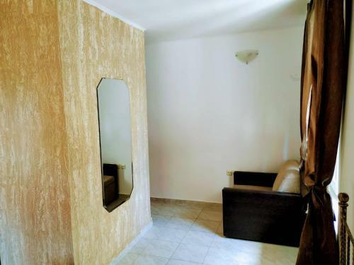 Hostal Dracena Guesthouse