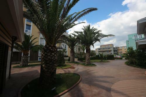 Menada Apartments In Messembria Resort