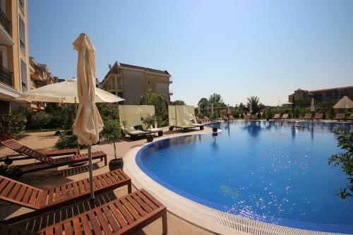 Menada Apartments In Messembria Resort