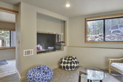 Alpine Meadows Vacation Delight
