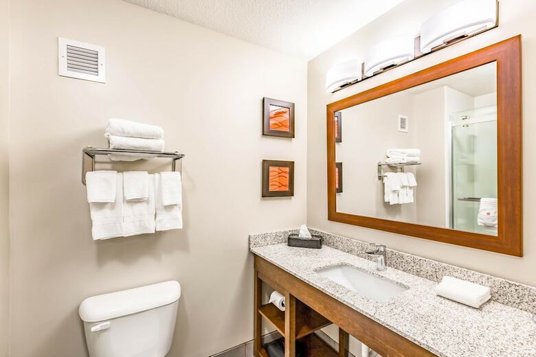 Hotel Comfort Inn