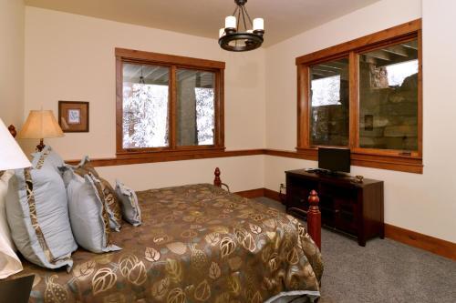 The Lodge At Stoney Ridge