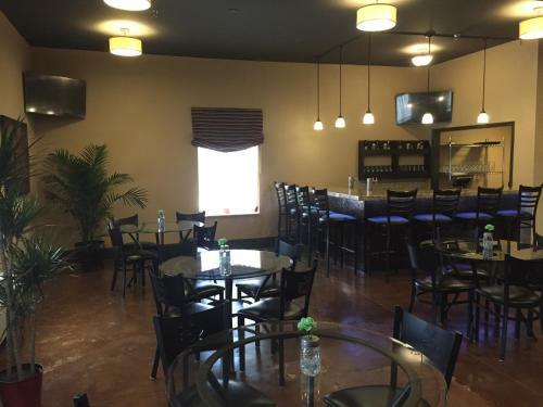 Hotel Brentwood Suites