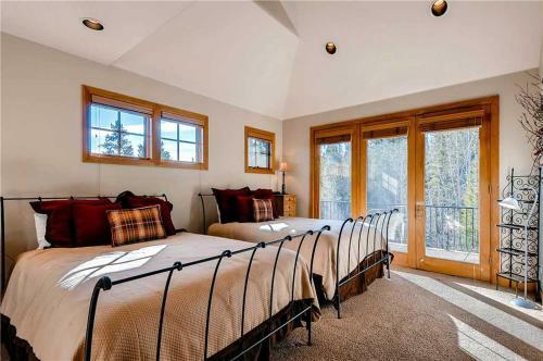 Westridge Lodge