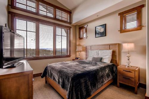 One Ski Hill Place
