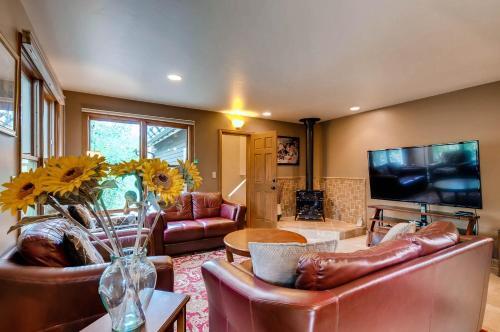 Great Raven Chalet