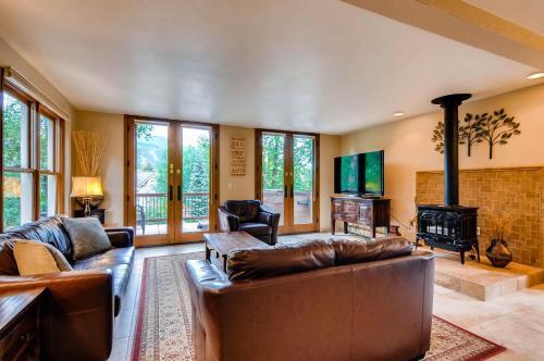 Great Raven Chalet