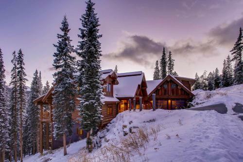 Goldenview Lodge