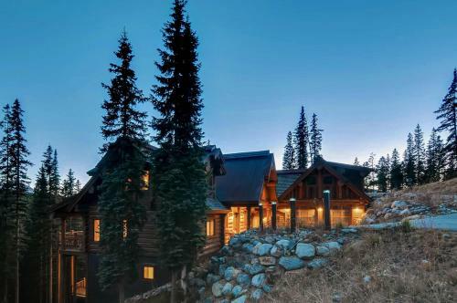 Goldenview Lodge