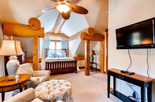Goldenview Lodge