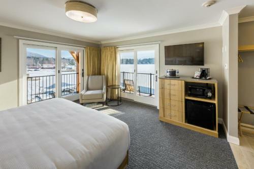 Hotel Center Harbor Inn
