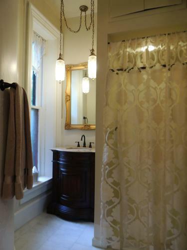 Hotel Lyons Twin Mansions