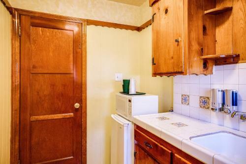 Oyo Kern Lodge, Kernville