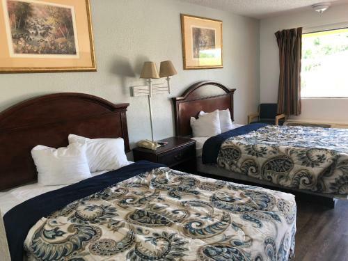 Executive Garden Titusville Hotel