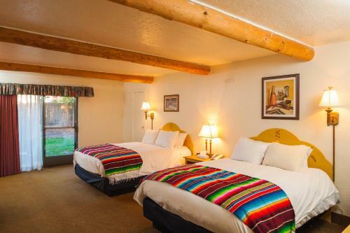 Motel El Pueblo Lodge