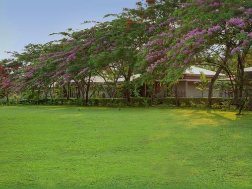 Hotel Sinclairs Retreat Dooars, Chalsa