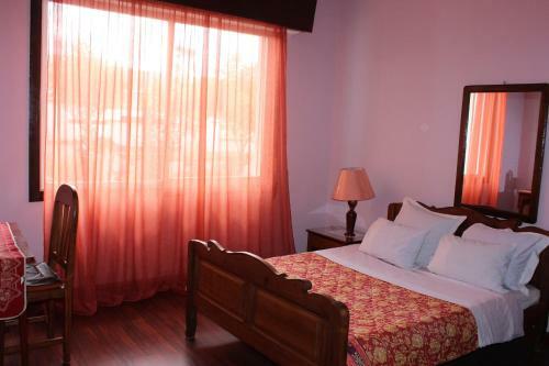 Bed & Breakfast Fara's Guest House