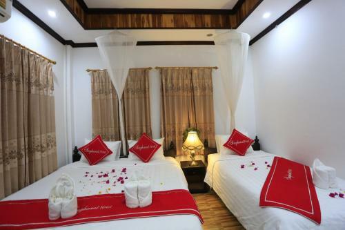Bed & Breakfast The Art - Singharat Guest House