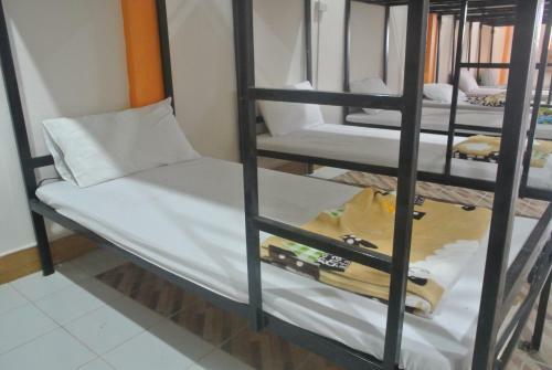 Orange Backpacker Hostel