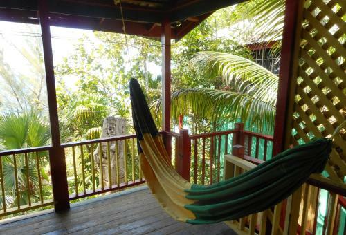 Hotel Banana Shout Resort