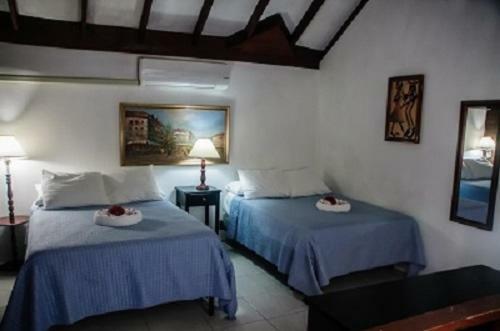 Hotel Firefly Beach Cottages