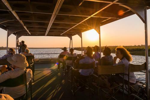 Hotel Chobe Marina Lodge