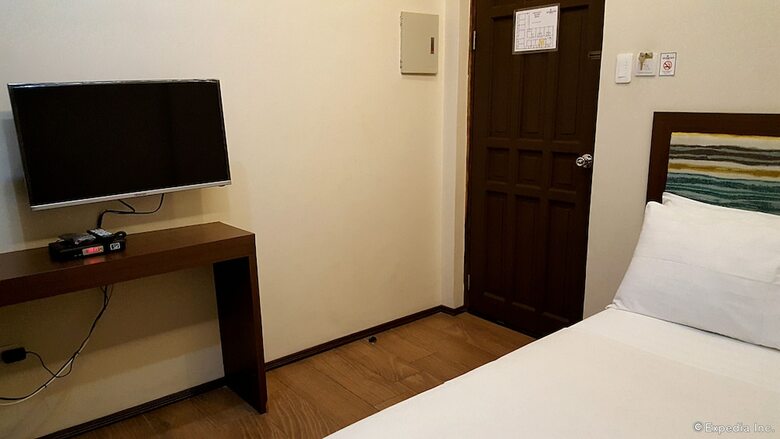Aparthotel Golden Gate Suites