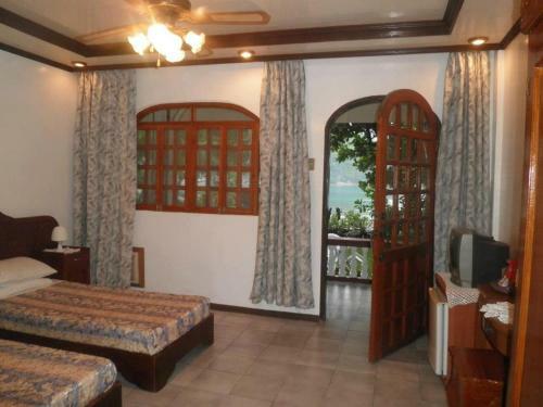 Hotel Blue Crystal Beach Resort
