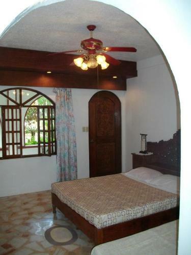 Hotel Blue Crystal Beach Resort