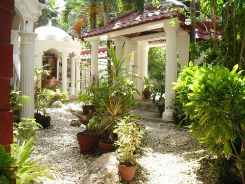 Hotel Blue Crystal Beach Resort