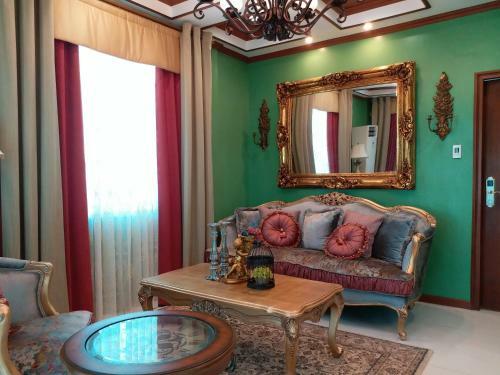 Lee Boutique Hotel