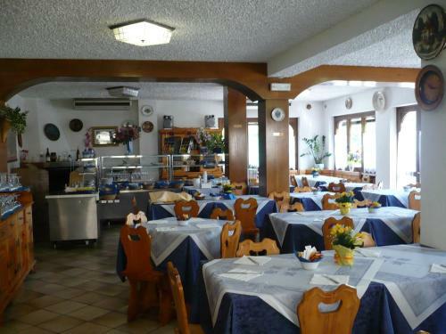 Hotel Albergo Mirella