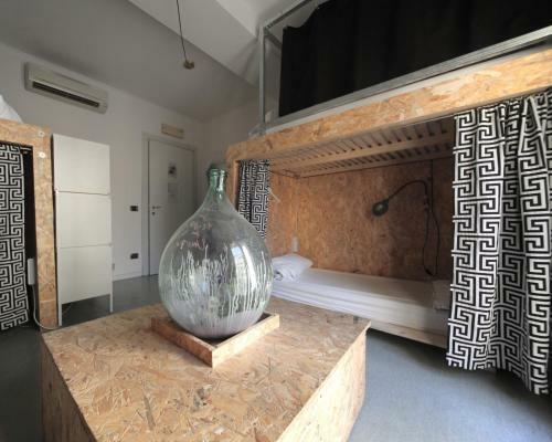 Dopa Hostel