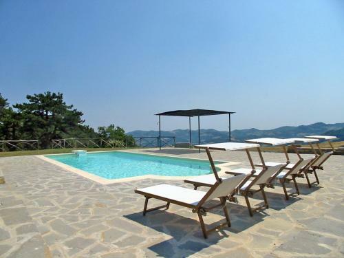 Faenza Apartment Sleeps 8 Pool Wifi