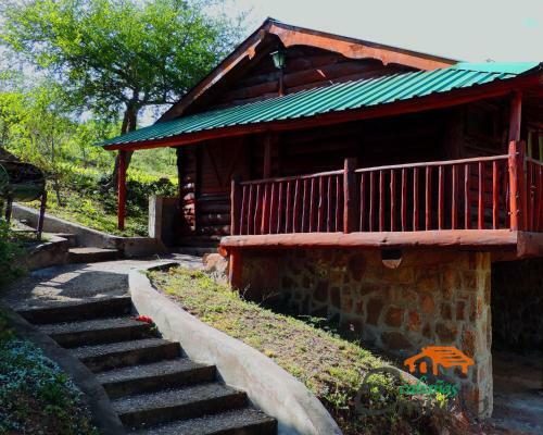 Lodge Caba�as Ensue�o