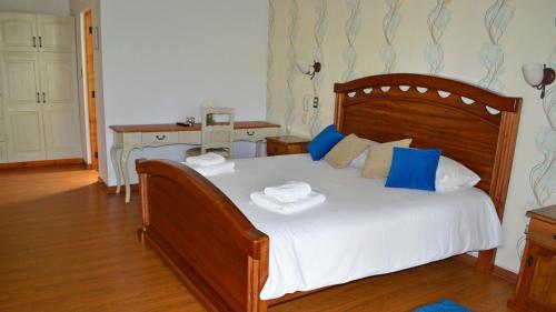 La Perla Hotel