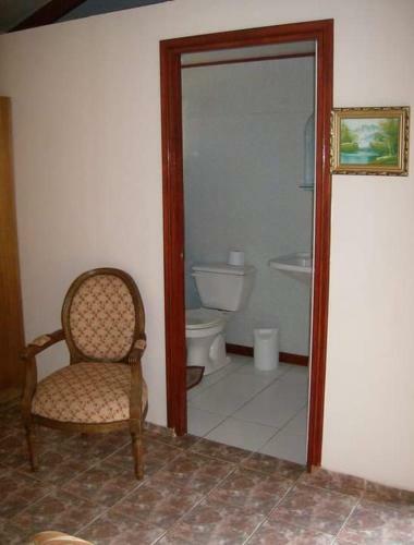 Hostal Caba�as Anariki