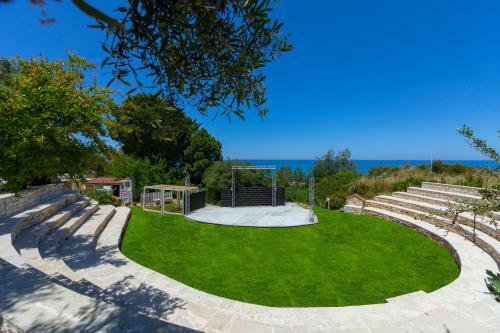 Hotel Latchi Family Resort
