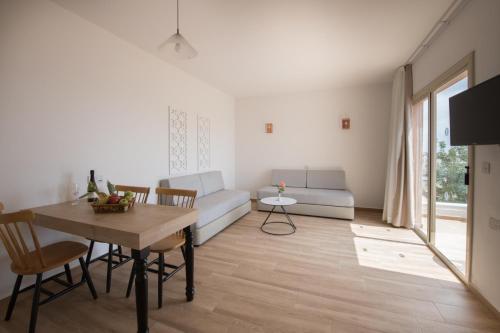 Aparthotel Akteon Holiday Village