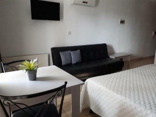 Irene's Apartments