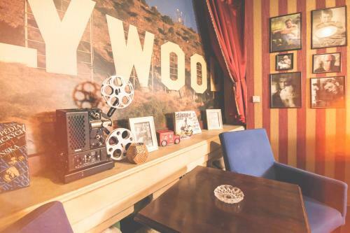Film Hotel