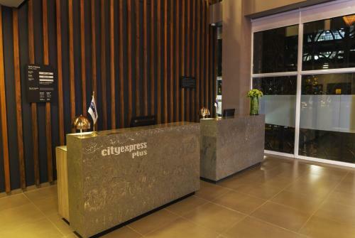 Hotel City Express Plus Medellin