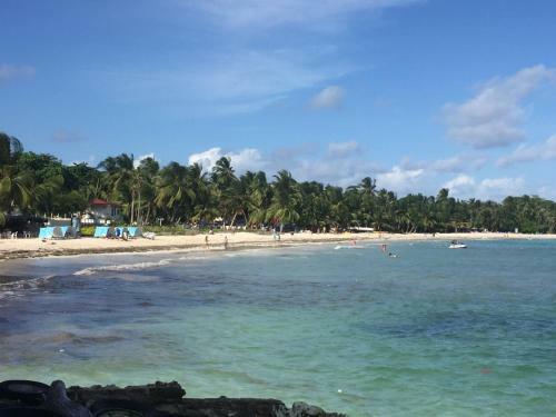 Hostal Alojamiento De Playa Rocky Cay Bay