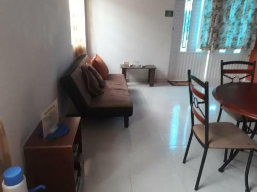 Hostal Ludisa House