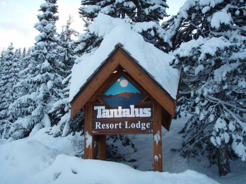 Hotel Tantalus Resort Lodge