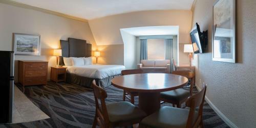 Hotel Prestige Harbourfront Resort; Bw Premier Collection